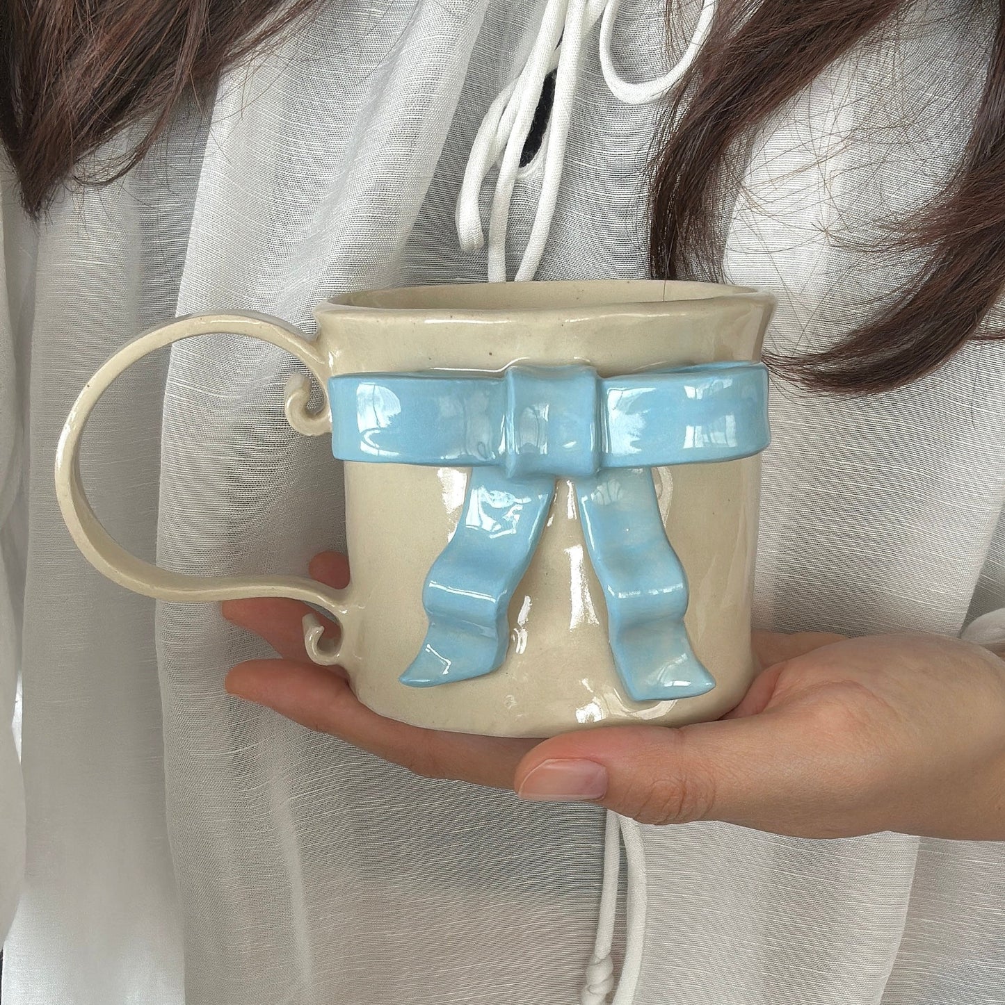 Dolce Ribbon Mug in Cloud Blue