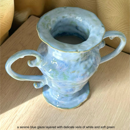 Venus Vase — Azure Veil